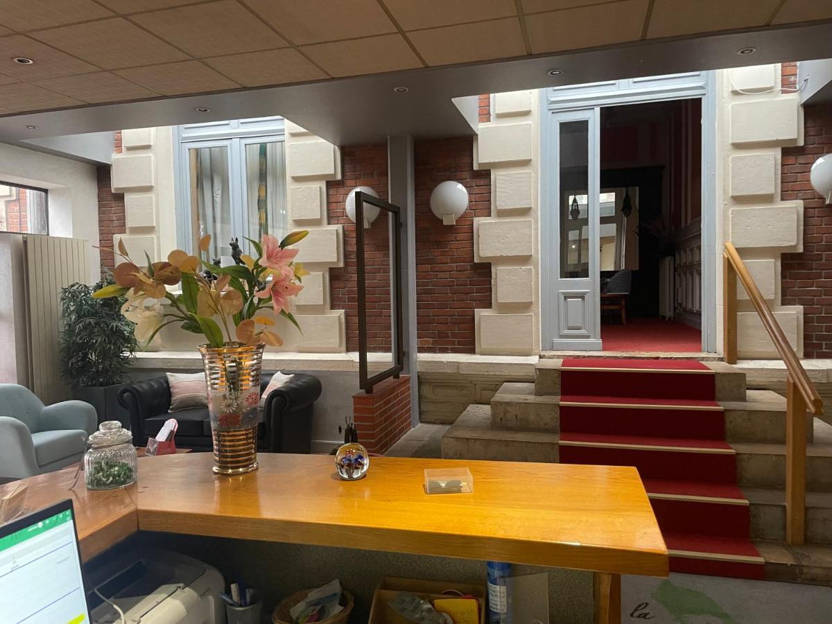 Hotel Le Beau Site Gien Exterior foto