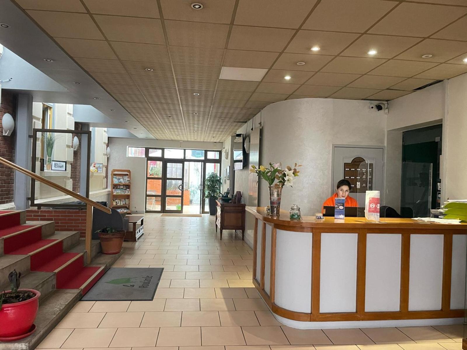 Hotel Le Beau Site Gien Exterior foto