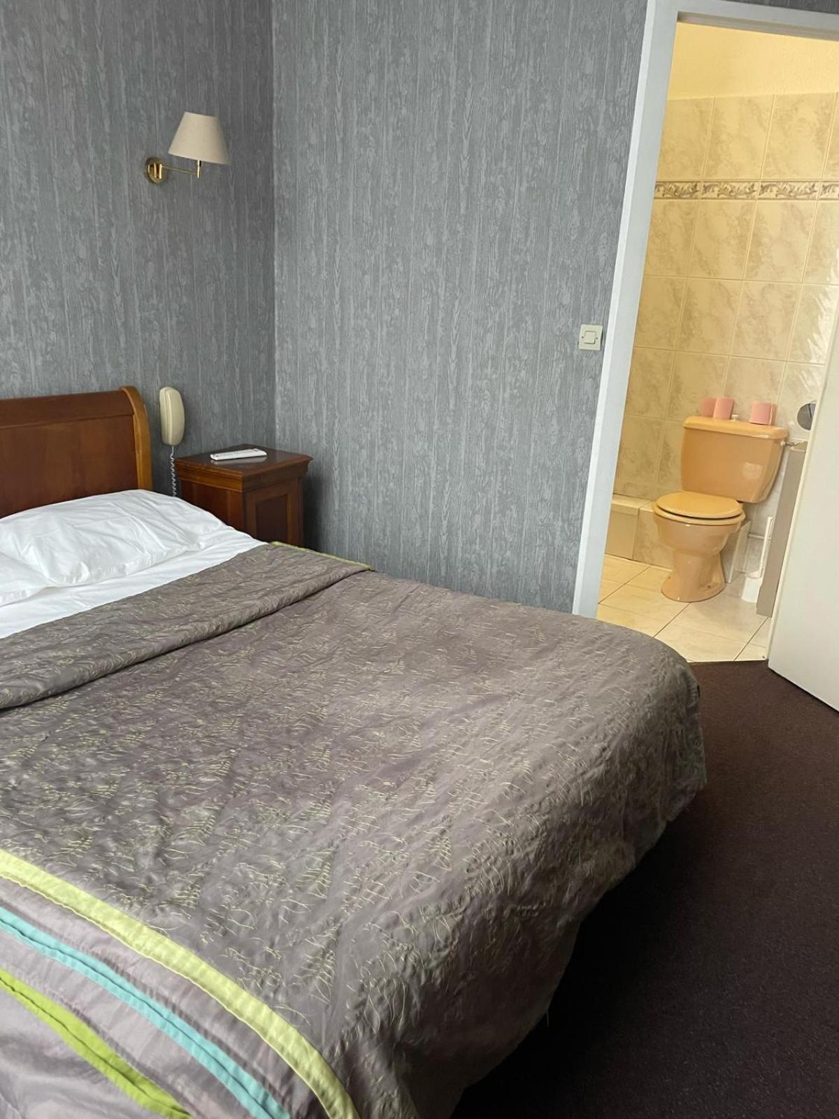 Hotel Le Beau Site Gien Exterior foto