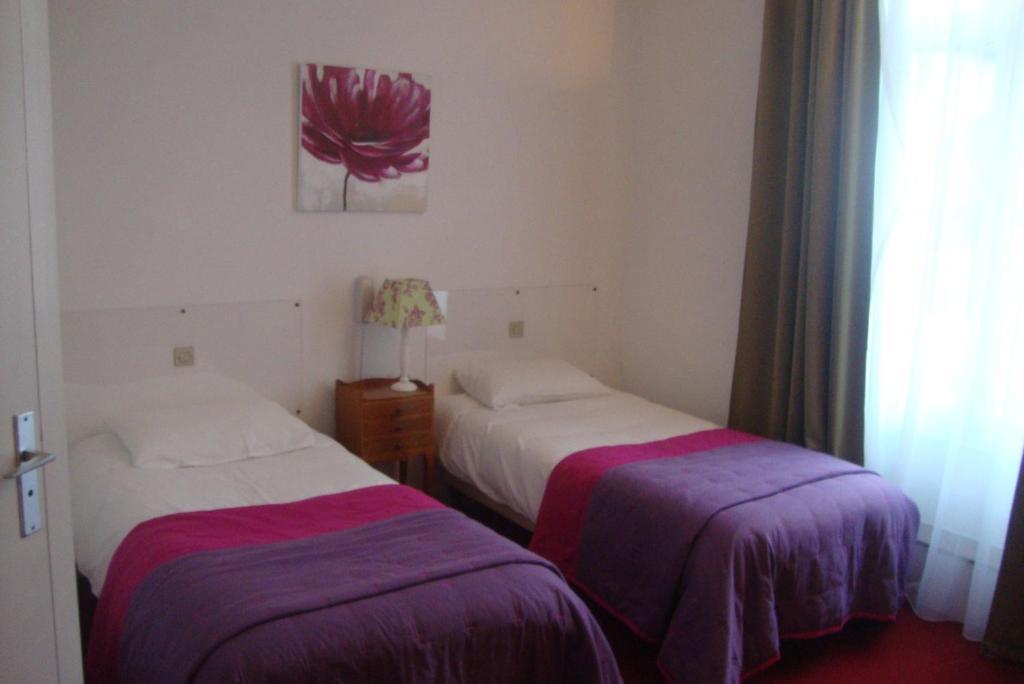 Hotel Le Beau Site Gien Zimmer foto