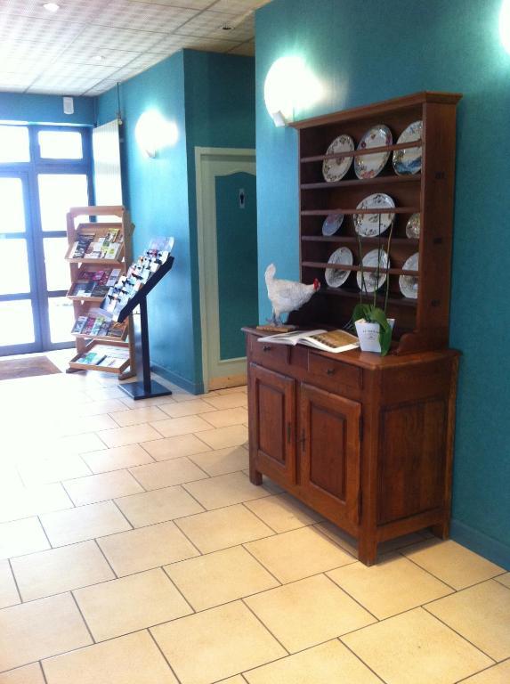 Hotel Le Beau Site Gien Exterior foto